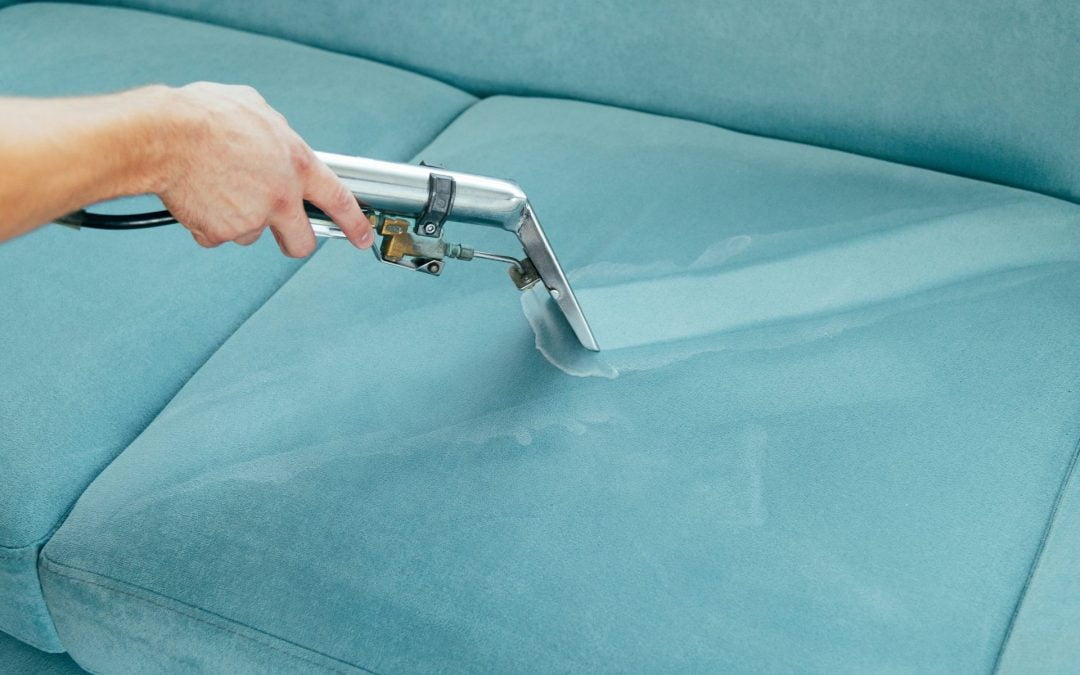 How do Professional Carpet Cleaners Tackle Tough Stains?